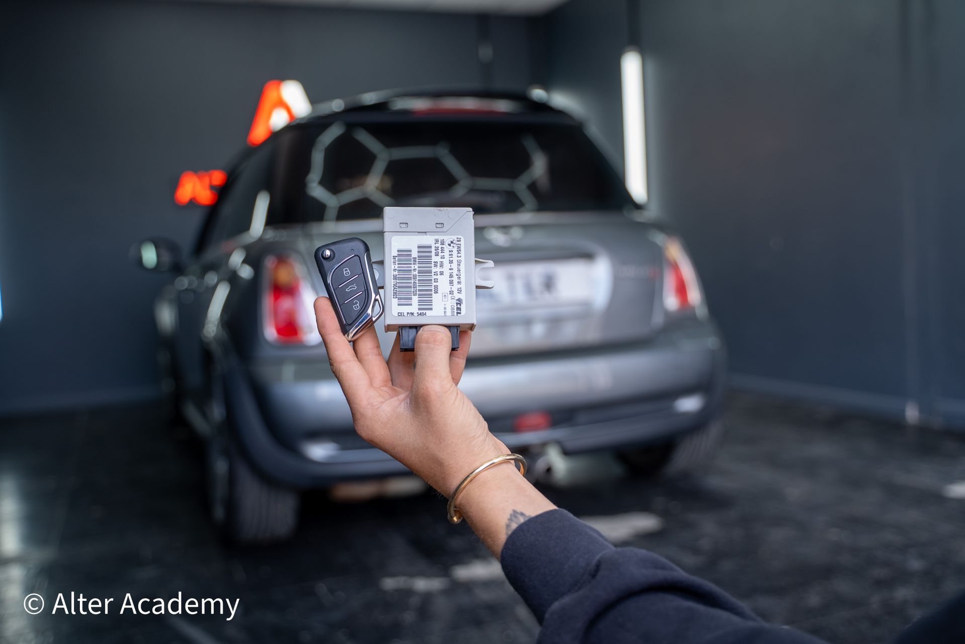 Mini Cooper EWS Key Programming Background